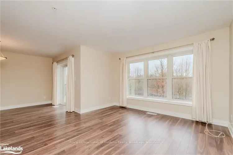 Riverview Condo in Bracebridge 2 Beds Plus Den