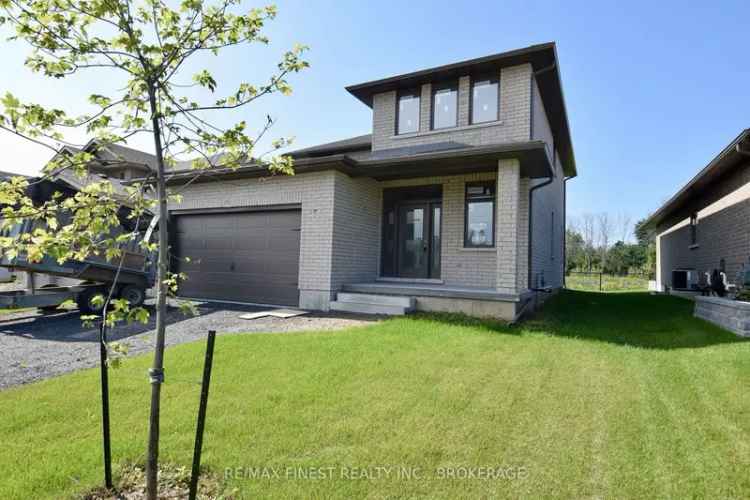 House For Sale in Greater Napanee, Ontario