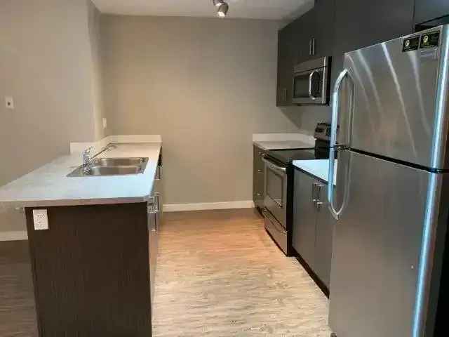 Apartment For Rent in 217, Lake Street, Alberta