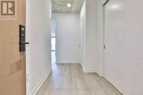 2 rooms apartment of 118 m² in Toronto