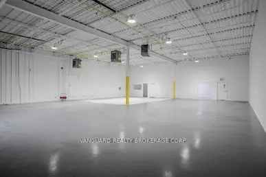 Move-In Ready Industrial Units in Vaughan Near Keele St and Highway 7