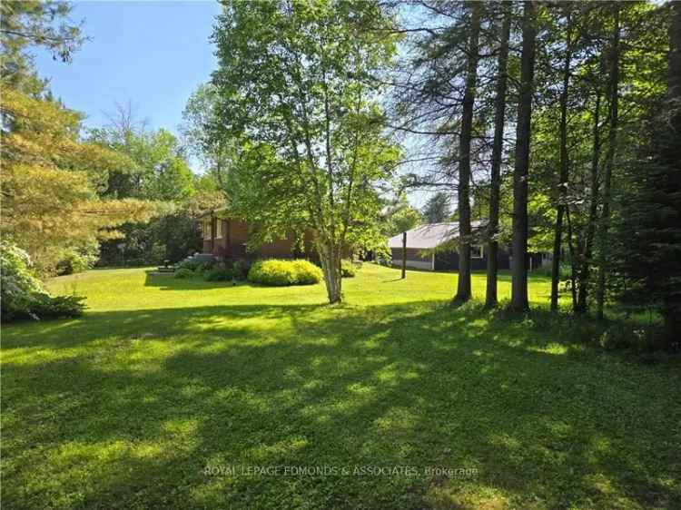 House For Sale in Laurentian Valley, Ontario