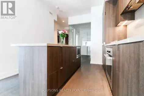 2 rooms apartment of 142 m² in Toronto