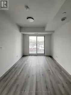 2 rooms apartment of 284 m² in Toronto