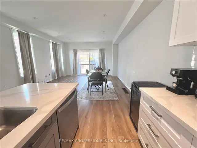 Spacious Newly Built End Unit In Downtown Brampton