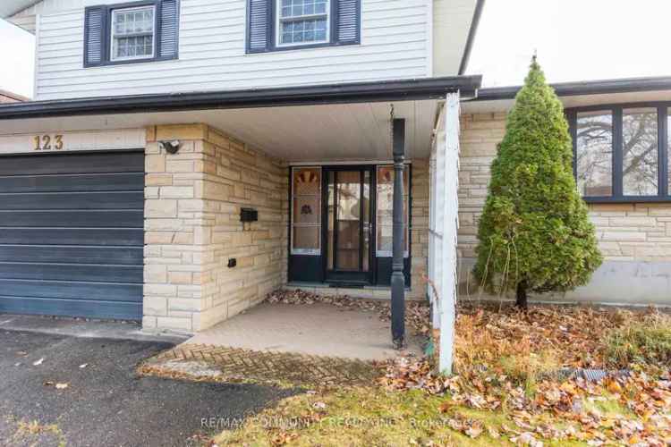 House For Sale in Quinte West, Ontario