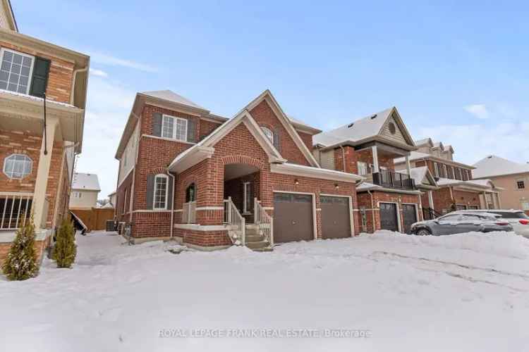 4-Bedroom 4-Bathroom Family Home Near Hwys 401 407