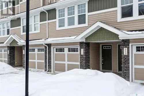 Townhouse For Sale In Stonebridge, Saskatoon, Saskatchewan