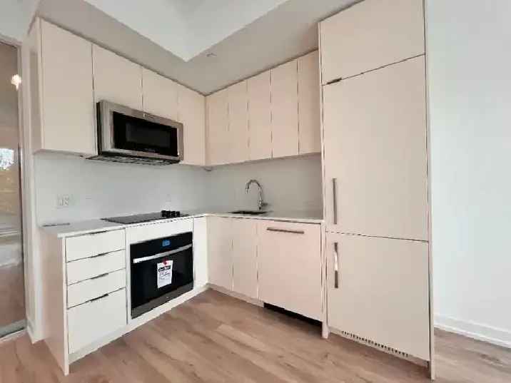 181 sheppard ave East  1 bedroom for Rent