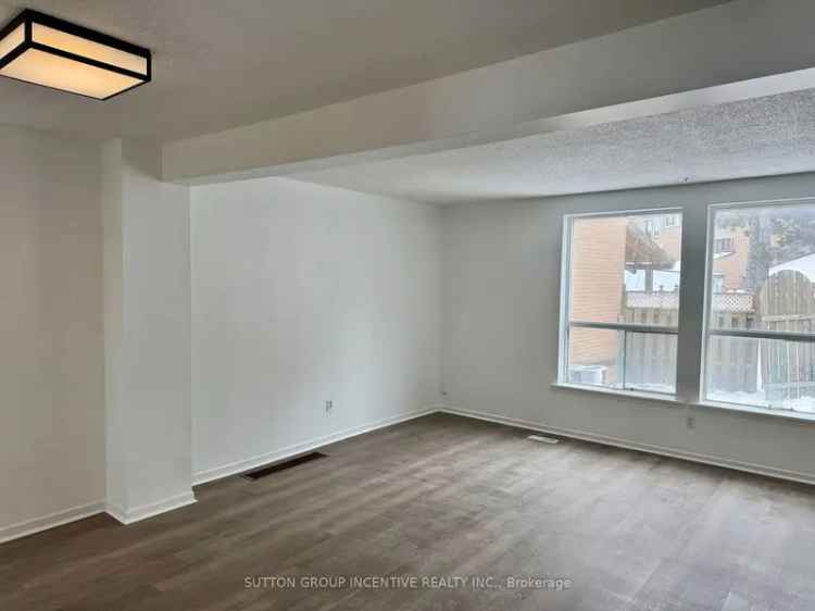 Stunning Renovated 3 1 Bedroom Condo Townhouse Near Humber College