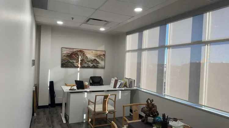 Commercial property For Rent in 123, West Coach Way SW, Calgary, Alberta