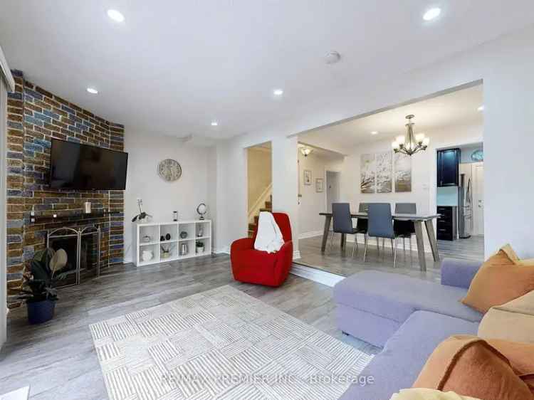 Updated Erin Mills Home Quiet Court Family Friendly