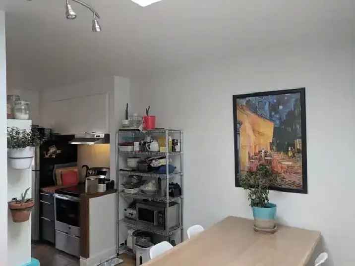 Villeray 4 1 2 Spacious Apartment Near Cremazie Metro