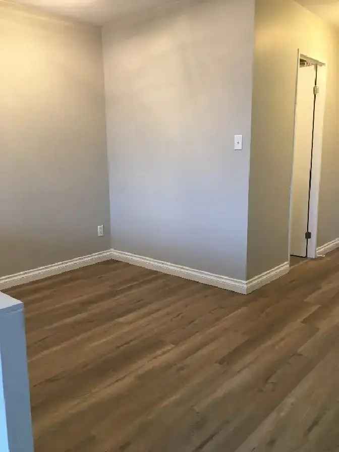 BACHELOR UNIT DOWNTOWN FOR RENT