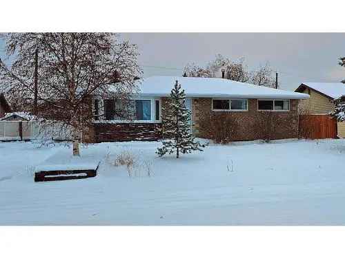 House For Sale In Avondale, Grande Prairie, Alberta