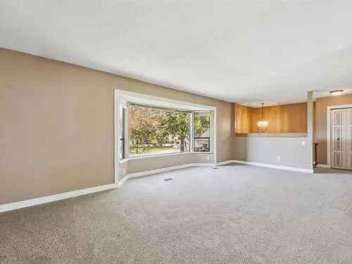 3 Bed 2 Bath Home in Cloverdale Surrey BC