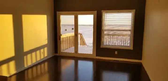 2 Bedroom Townhouse for Rent Carlyle, Sk.