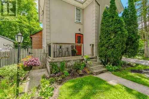 House for Sale in Central Park Cambridge with Charming Features