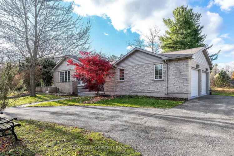 Buy Country Home with Spacious Double Garage in Tranquil Oasis