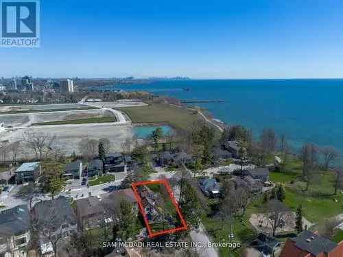 House For Sale in Port Credit Mississauga Ontario
