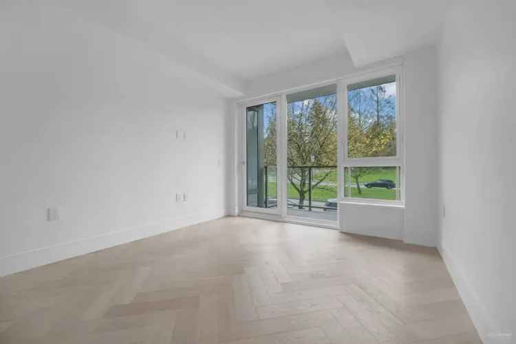 Condo For Sale in Vancouver, British Columbia