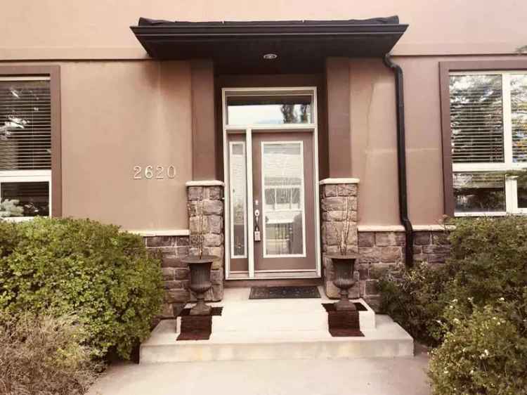 Duplex For Rent in Calgary, Alberta