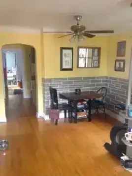 Rent 2 Bedroom Apartment in Chinatown with New Appliances