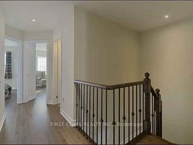 Beautiful Freehold Townhouse in Jefferson Forest