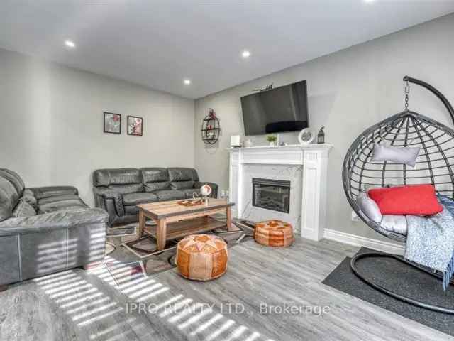 4 2 Bedroom Home in Whitby with Legal Basement Apartment