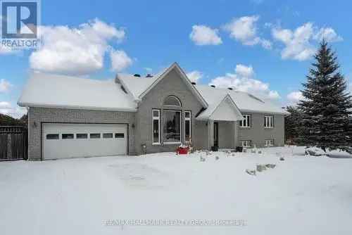 House For Sale In Greely Ottawa Ontario Family Home In Law Suite