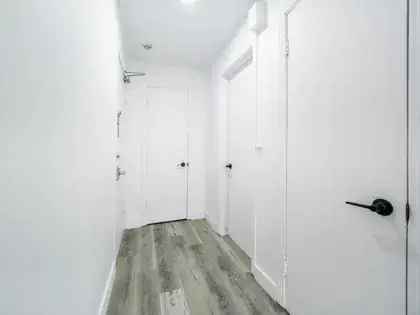 1 Room 53m² Furnished Apartment Near Université de Montréal