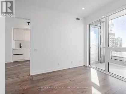 1 room apartment of 373 m² in Toronto