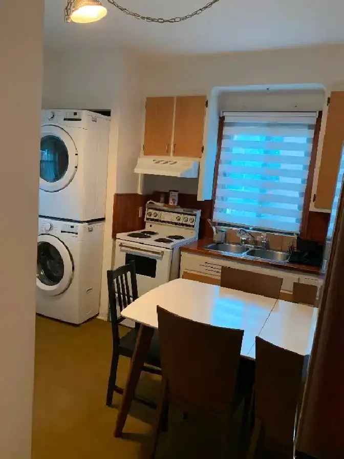 Rent Bright and Sunny 3 1/2 Apartment Near Saint Mary's Hospital