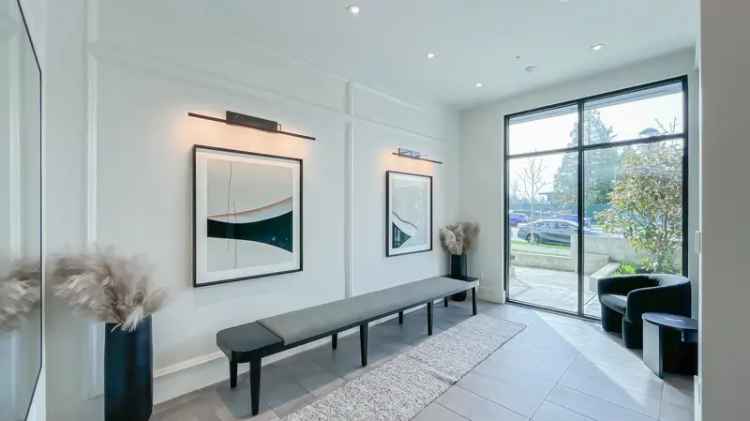 Surrey Penthouse Condo for Sale: Modern 1-Bedroom in Parker