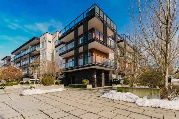 Maple Ridge 2-Bedroom Condo - Spacious Corner Unit with Balcony