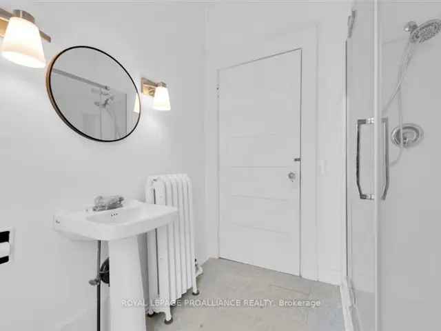 Duplex For Sale in 70, Bridge Street East, Belleville, Ontario