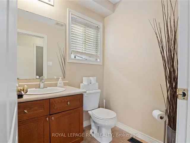 House For Sale in Shelburne, Ontario