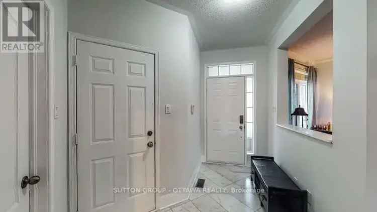 20 Remembrance Crescent House Ottawa 4 Beds 25 Baths Double Garage