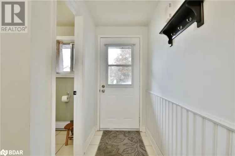 Spacious 3 Bedroom Townhouse with In-Law Suite Near Schools and Hwy