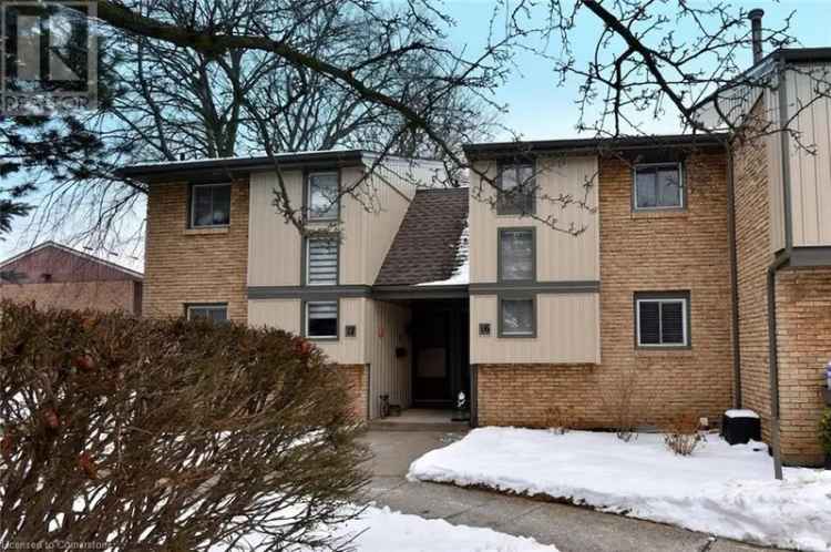 Updated Townhome in Carnaby Square 3 Beds 2 Baths