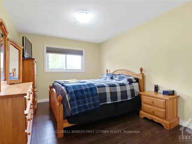 House For Sale in 9334, Branch Road, Augusta, Ontario