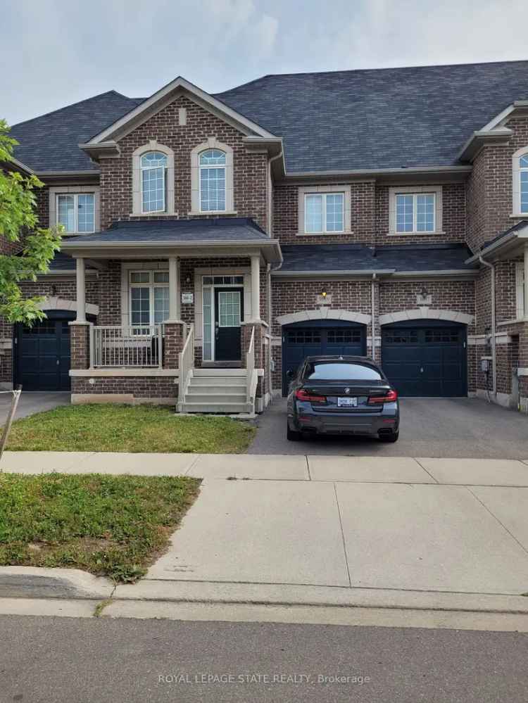 House For Sale in Oakville, Ontario