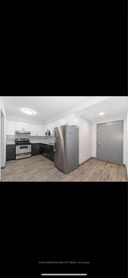 House For Rent in 258B, Sunview Street, Waterloo, Ontario