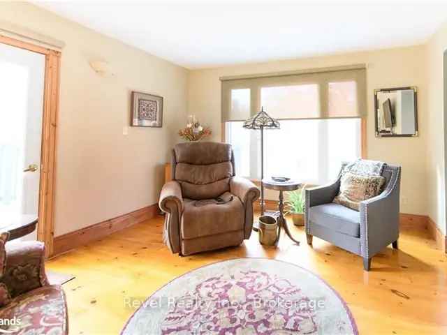 Beautiful Riverfront Home in Creemore