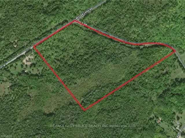 Land For Sale in Municipality of Northern Bruce Peninsula, Ontario