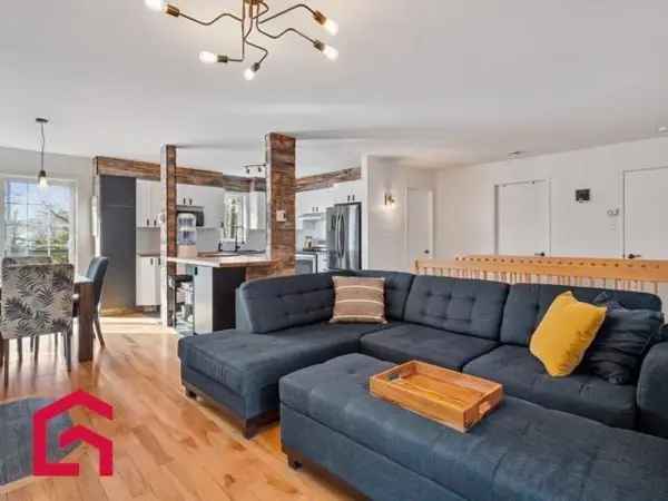 Bungalow for Sale in Sainte-Adèle Laurentians