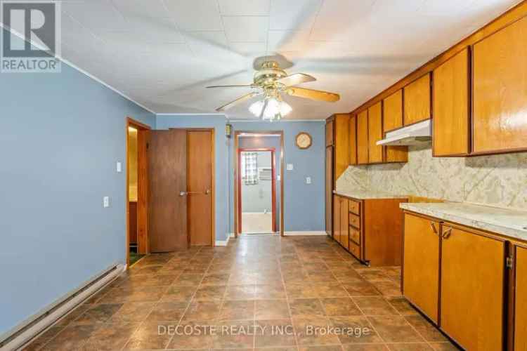 DECOSTE REALTY INC.