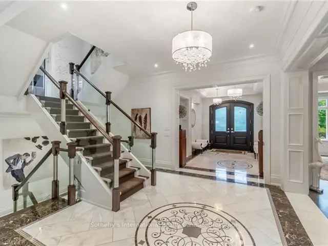 House For Sale in Vaughan, Ontario