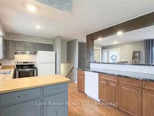 Lake Huron View Side Split 3 Bed 2 Bath Kincardine