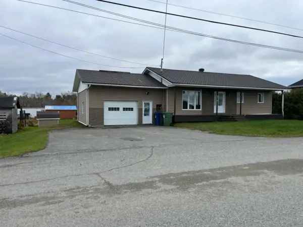 3-Bedroom 2-Bathroom House for Sale Abitibi-Témiscamingue